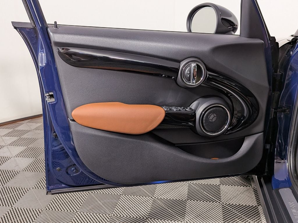 2019 MINI Cooper S Iconic