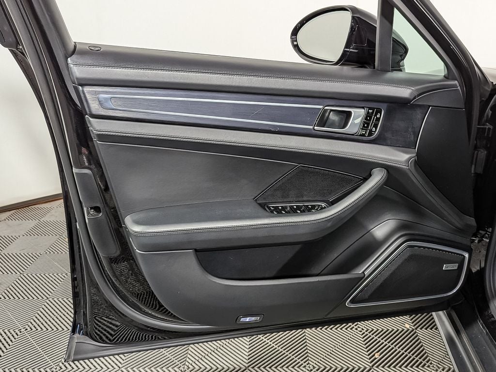 2021 Porsche Panamera GTS