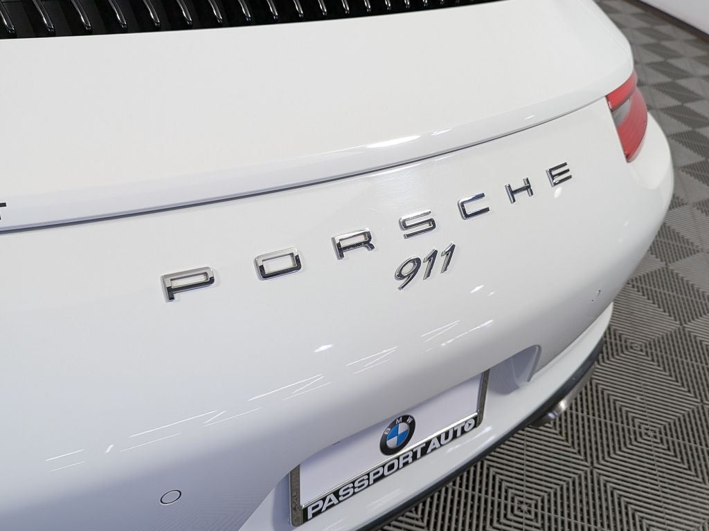 2017 Porsche 911 Carrera