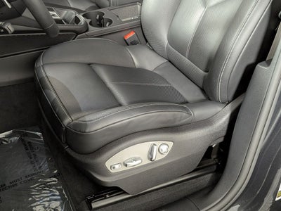 2025 Porsche Macan T