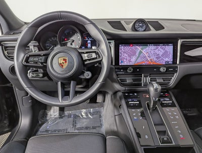 2025 Porsche Macan T