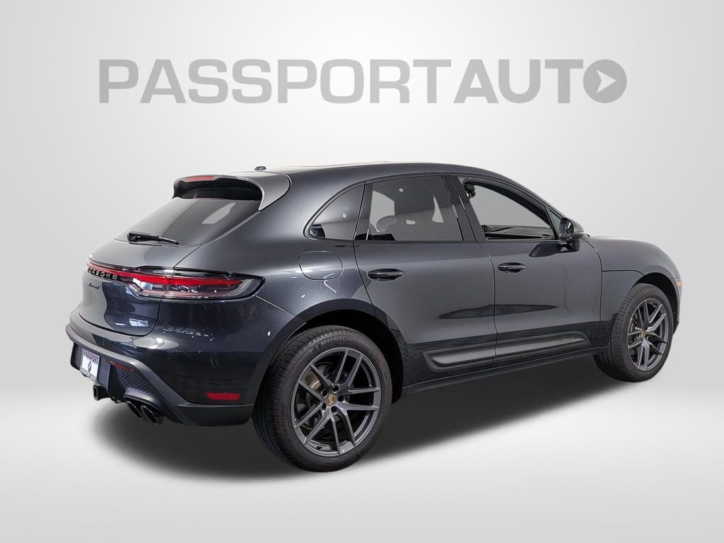 2025 Porsche Macan T