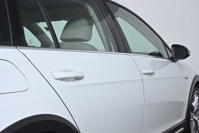 2019 Volkswagen Golf Alltrack Base