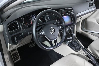 2019 Volkswagen Golf Alltrack Base