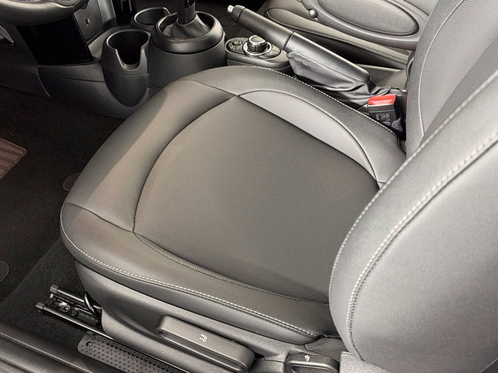 2024 MINI Cooper Base