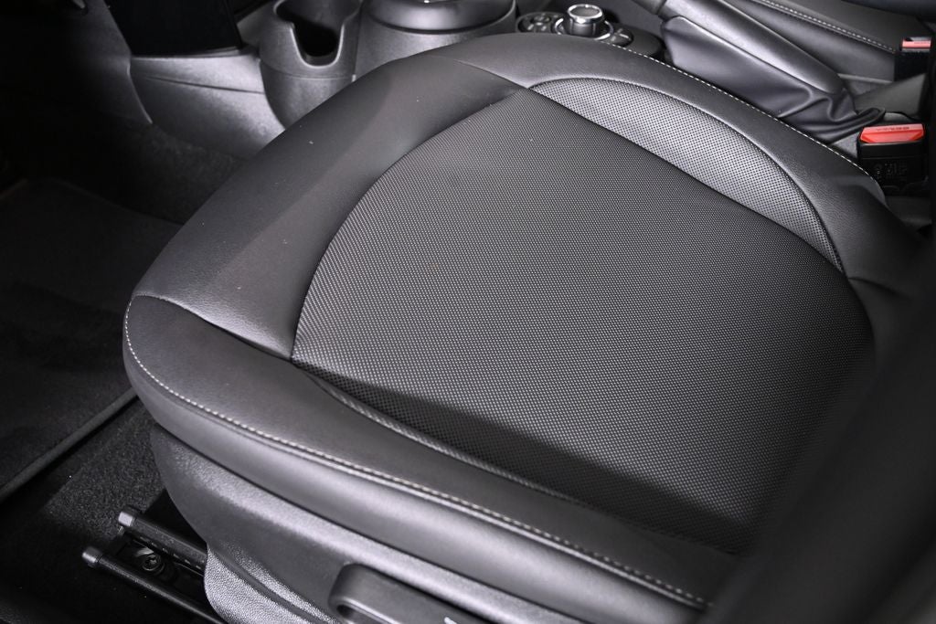 2023 MINI Cooper Base