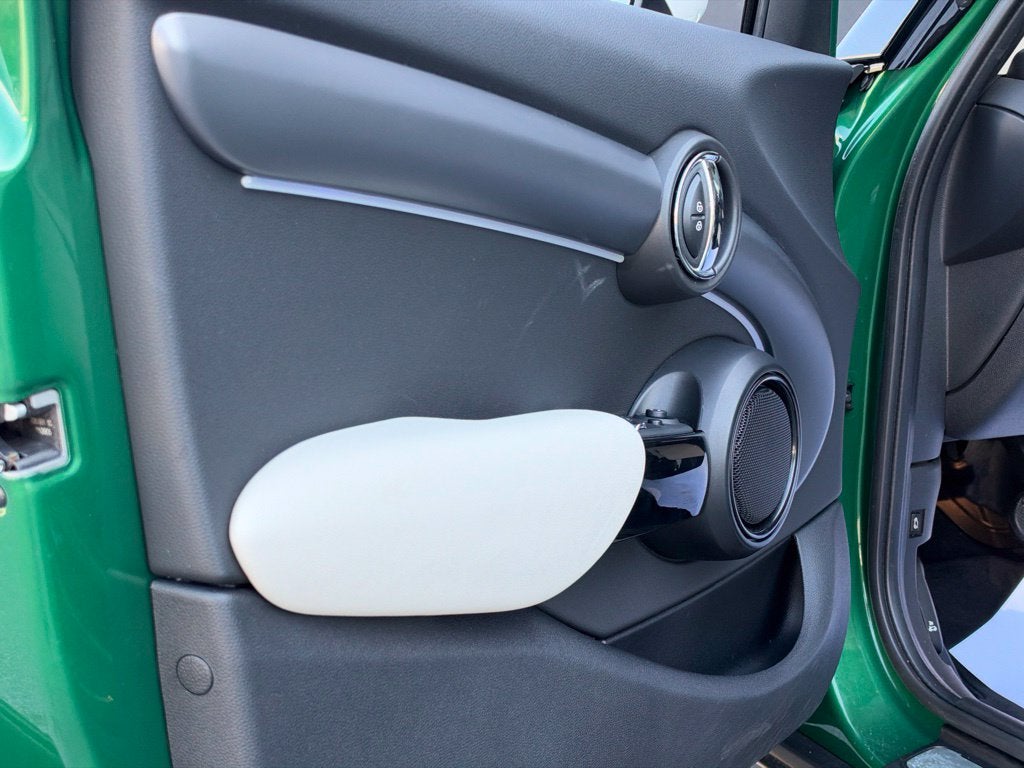 2022 MINI Cooper Base