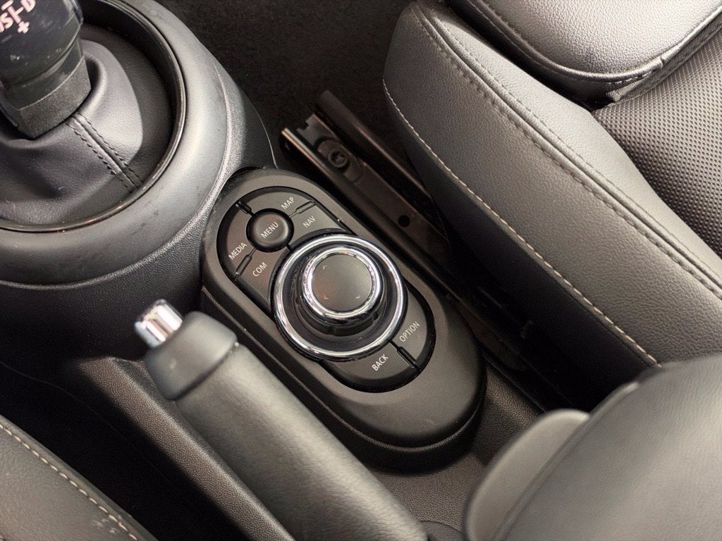 2024 MINI Cooper S Base