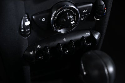 2011 MINI Cooper Base