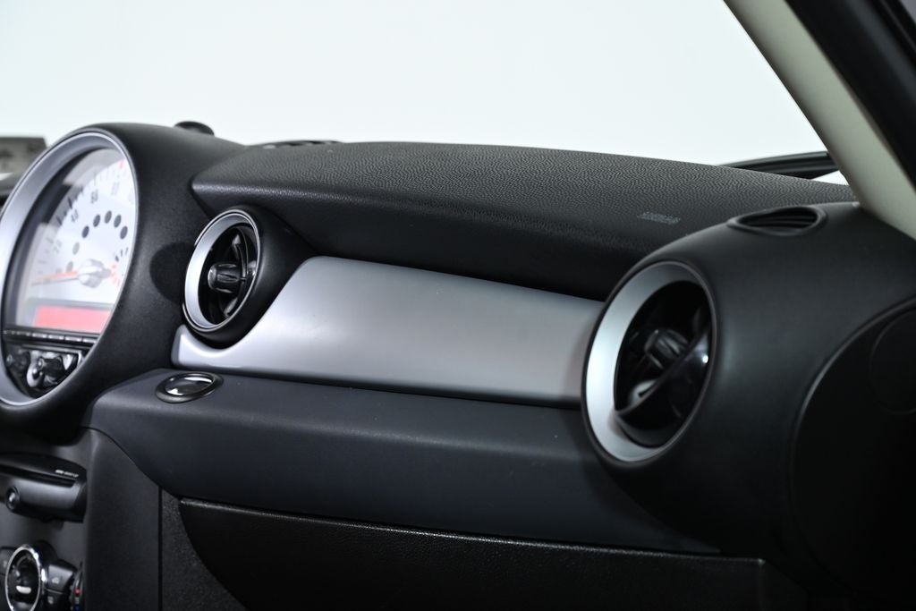 2011 MINI Cooper Base