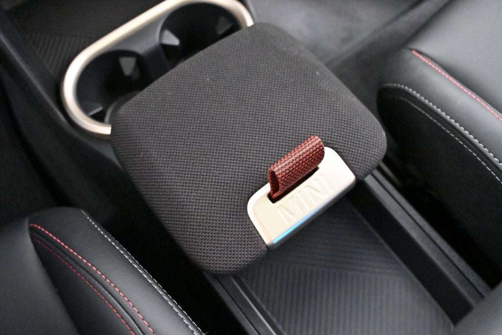 2025 MINI Countryman Base