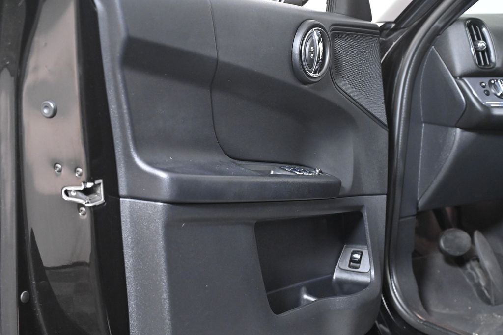 2022 MINI Cooper Countryman Oxford Edition