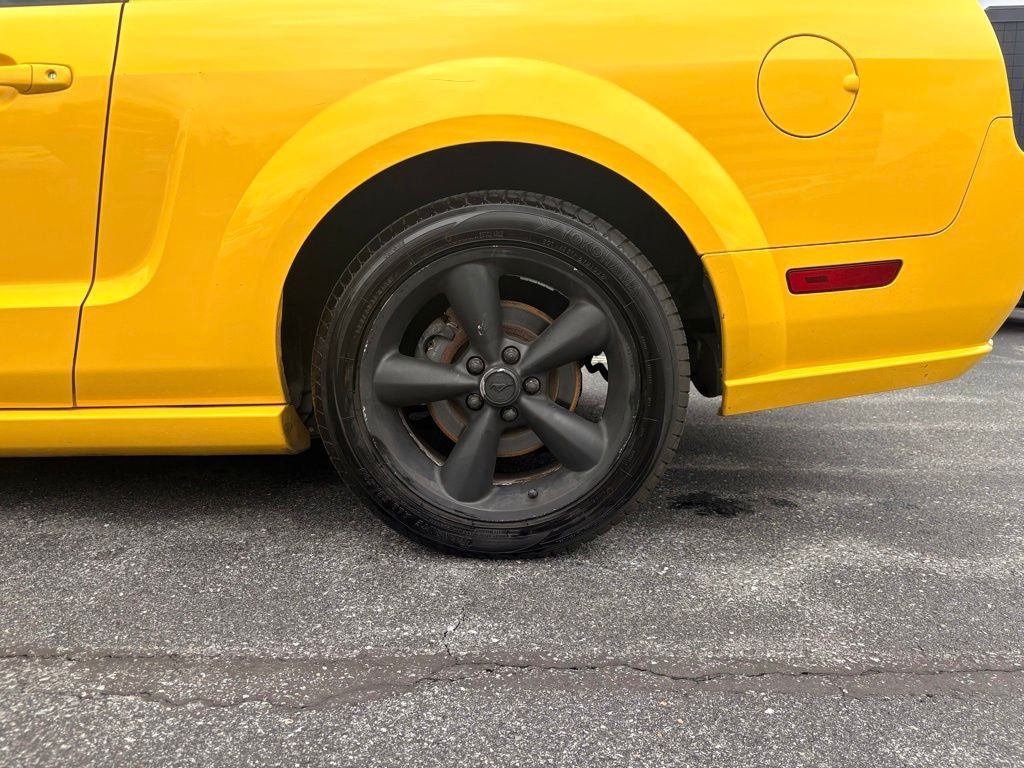 2006 Ford Mustang GT Deluxe