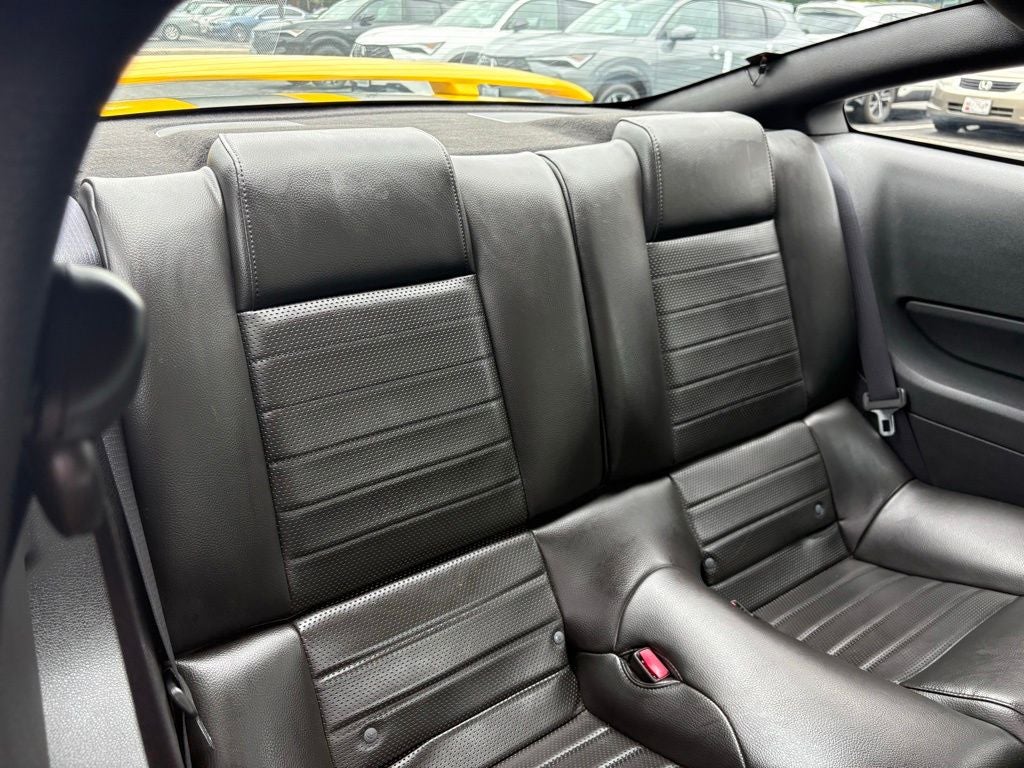 2006 Ford Mustang GT Deluxe