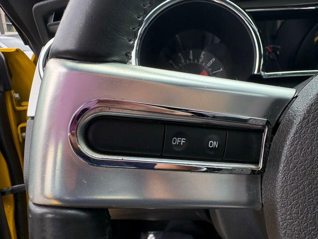 2006 Ford Mustang GT Deluxe