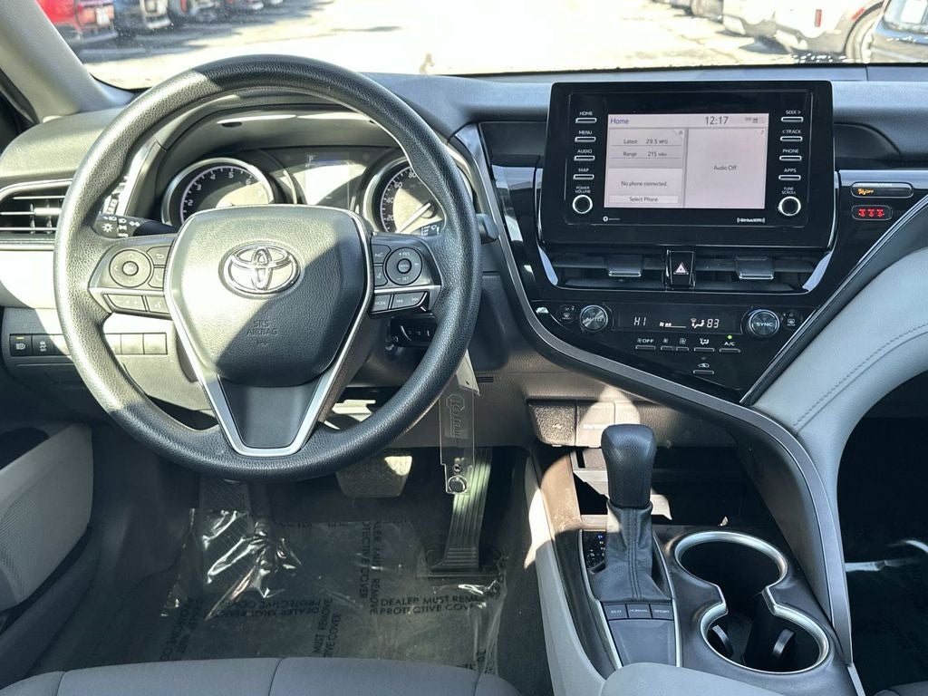 2022 Toyota Camry LE