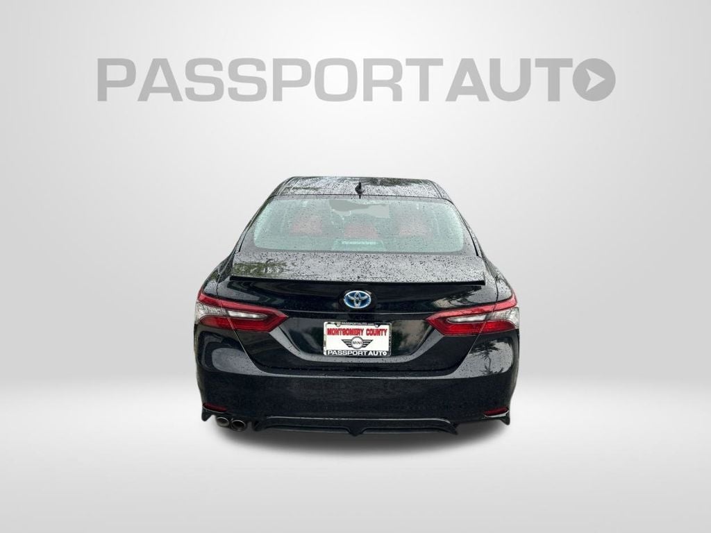 2021 Toyota Camry Hybrid XSE