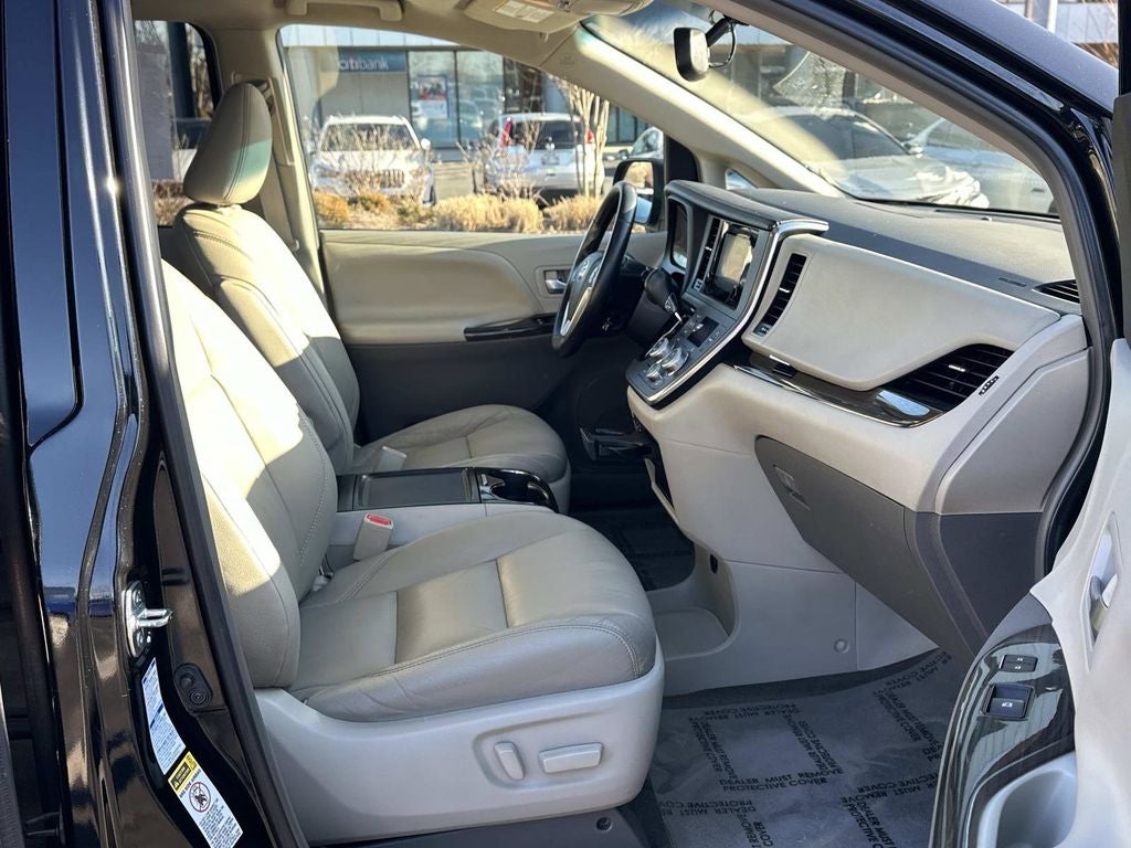 2015 Toyota Sienna Limited 7 Passenger
