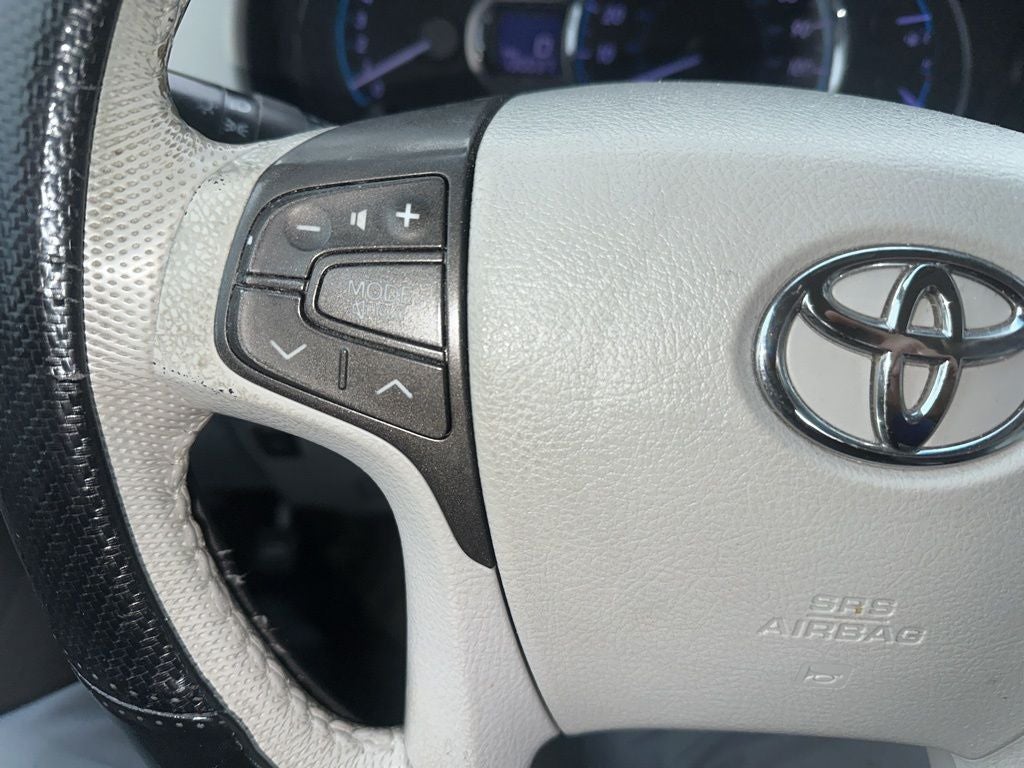 2013 Toyota Sienna XLE Mobility Auto Access