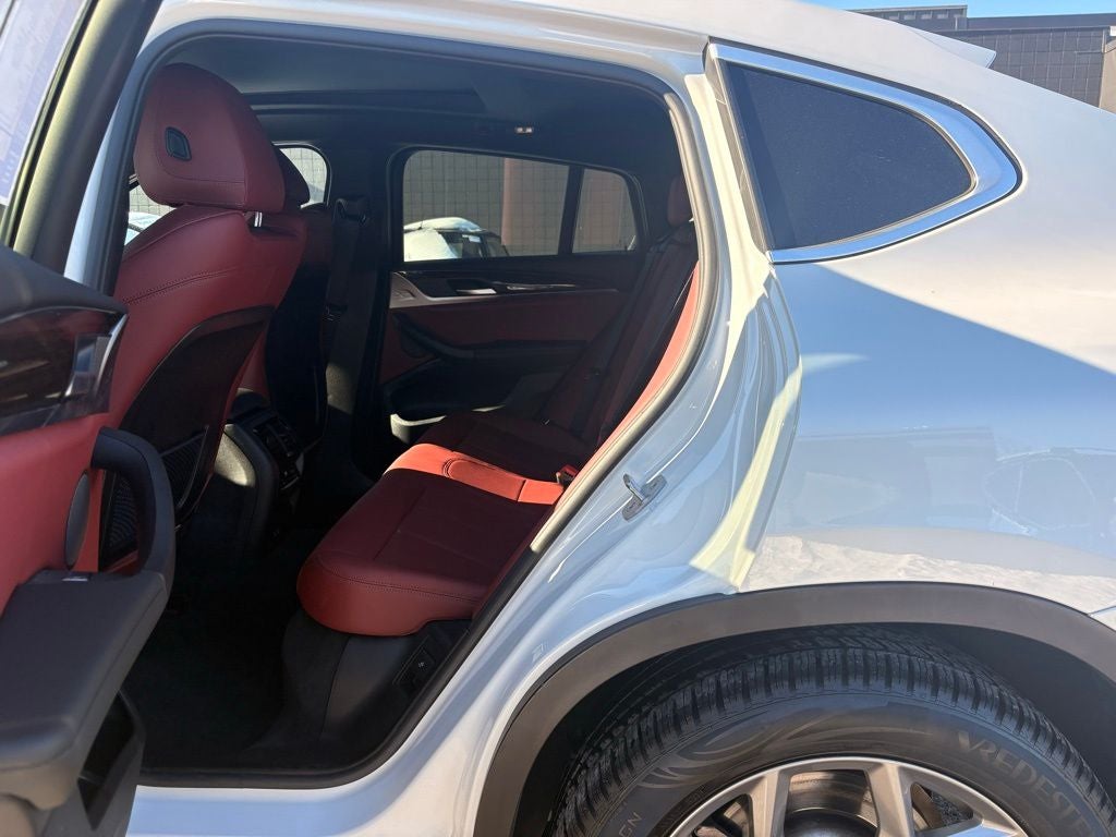 2023 BMW X4 xDrive30i AWD