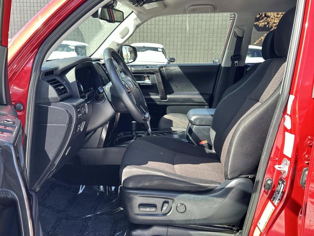 2024 Toyota 4Runner TRD Off-Road AWD