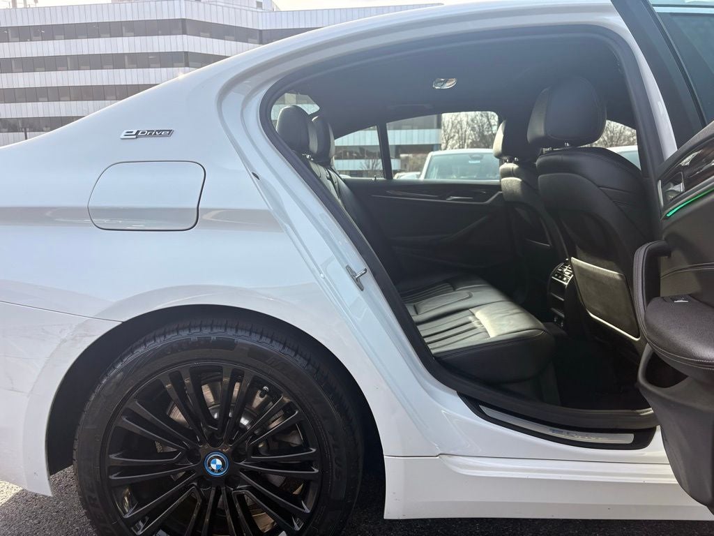 2018 BMW 5 Series 530e xDrive iPerformance AWD