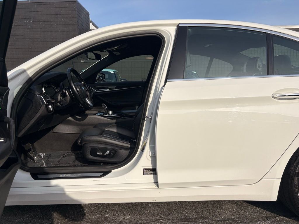 2018 BMW 5 Series 530e xDrive iPerformance AWD