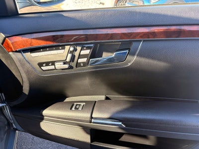 2008 Mercedes-Benz S-Class S 550