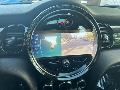 2024 MINI Cooper SE Electric Signature