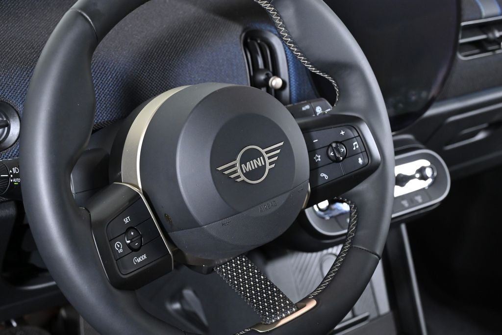 2025 MINI Cooper Signature Plus