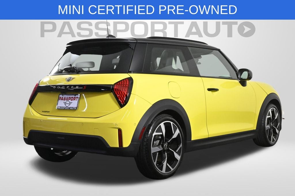 2025 MINI Cooper S Iconic Hardtop 2 Door