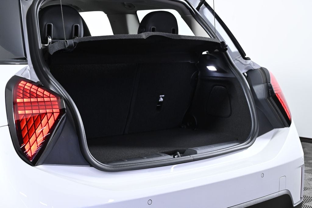 2025 MINI 2 Door Cooper Iconic