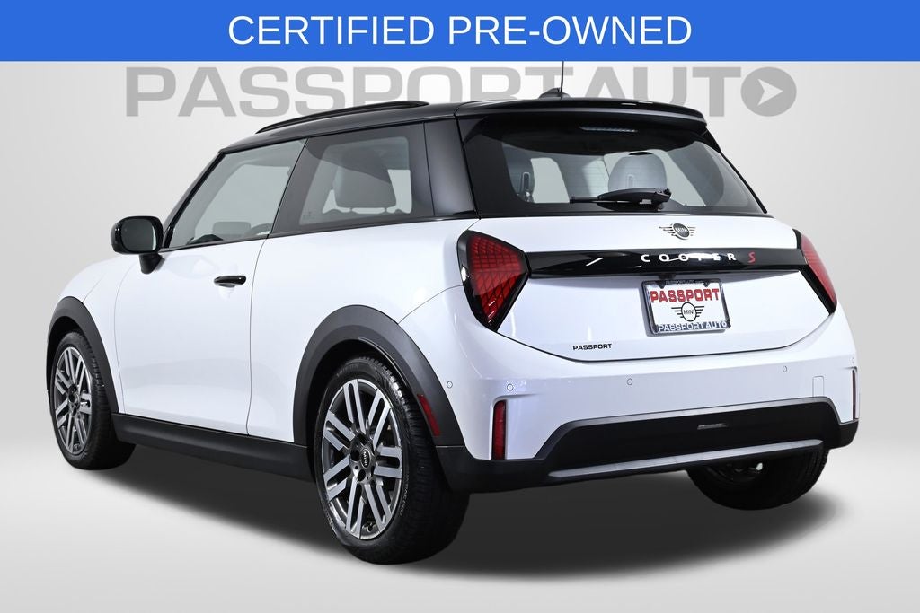 2025 MINI 2 Door Cooper Iconic