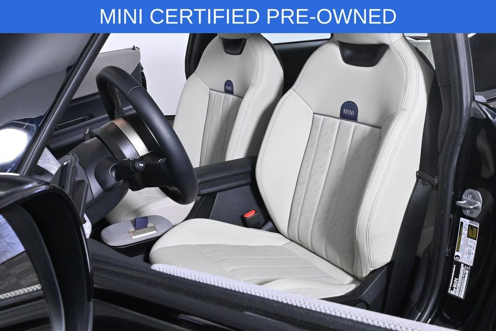 2025 MINI Cooper S Signature Plus Hardtop 2 Door