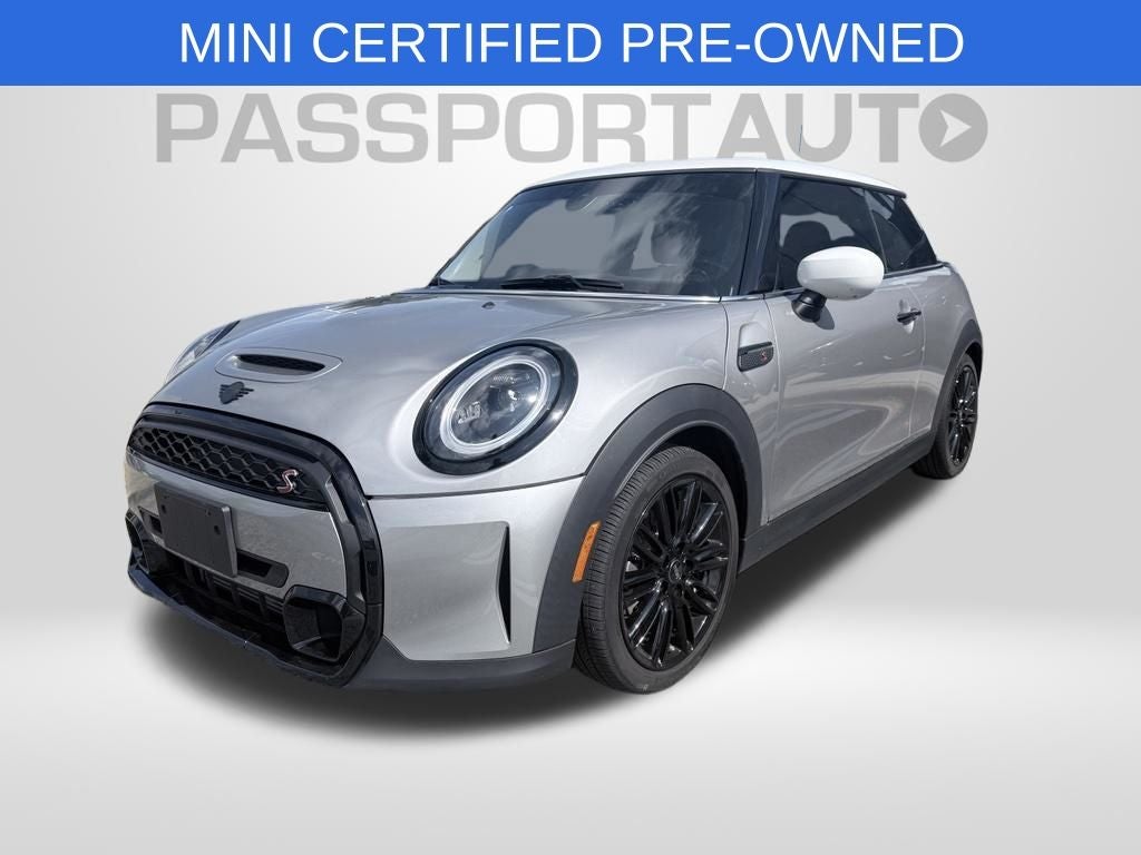 2024 MINI Cooper S Iconic MANUAL TRANSMISSION