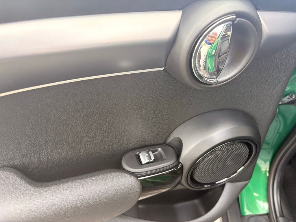 2023 MINI Cooper S Signature Hardtop 4 Door