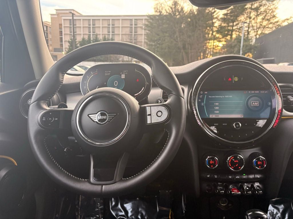 2023 MINI Cooper S Signature Hardtop 4 Door