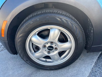 2010 MINI Cooper Base Hardtop 2 Door