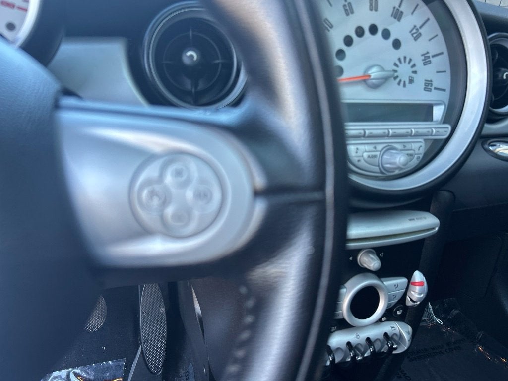 2010 MINI Cooper Base Hardtop 2 Door
