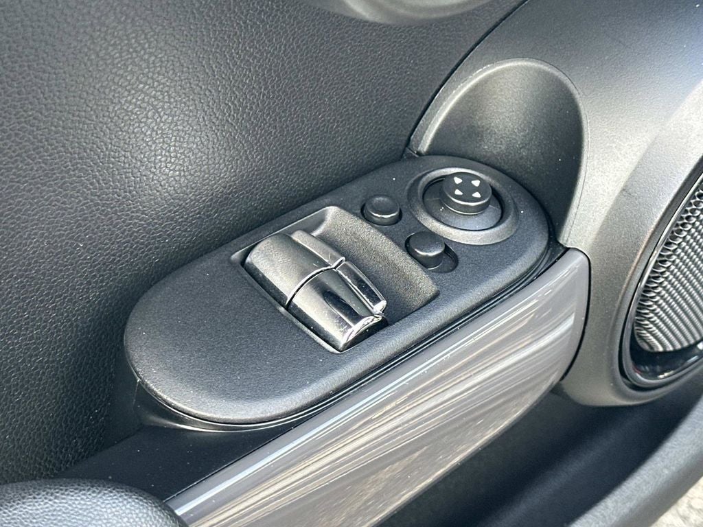 2014 MINI Cooper Base Hardtop 2 Door