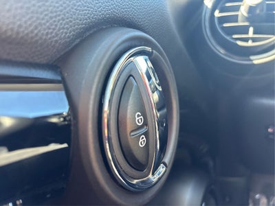 2020 MINI Cooper Signature 4 Door