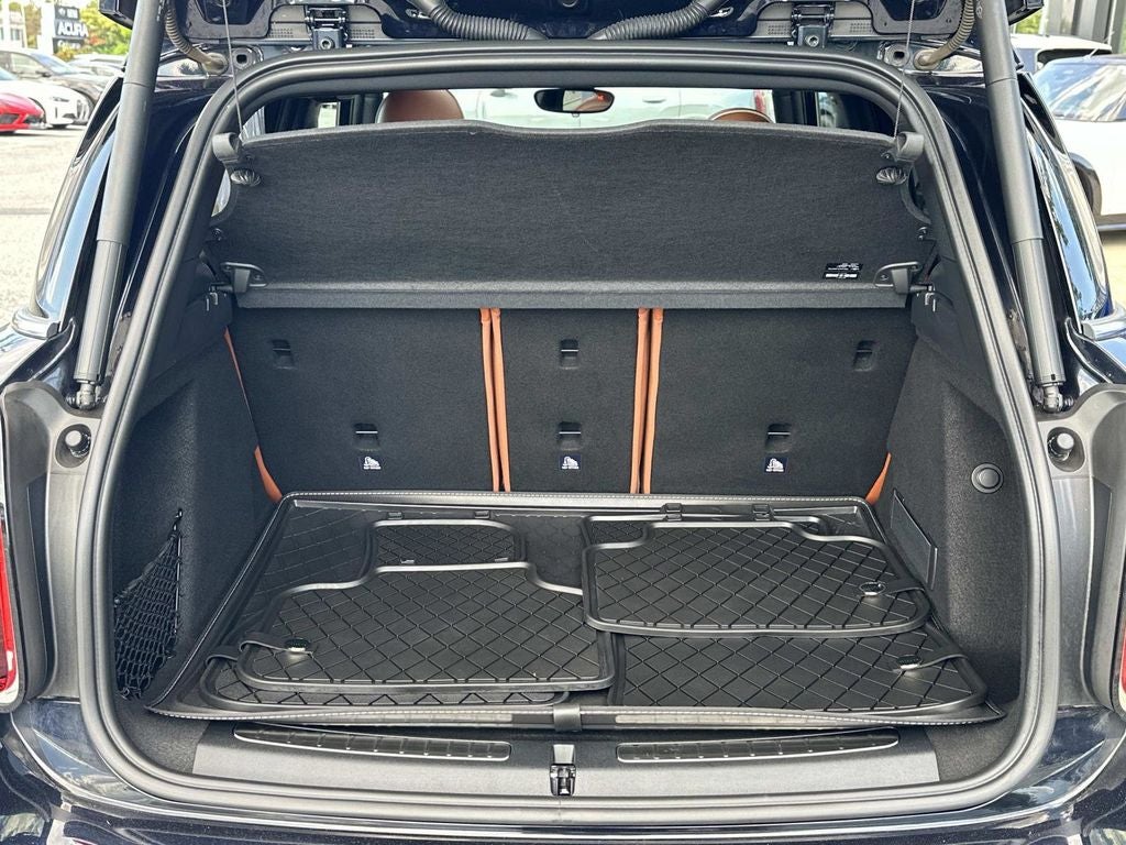 2024 MINI Cooper S Countryman Iconic