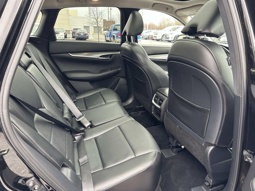 2024 INFINITI QX50 LUXE