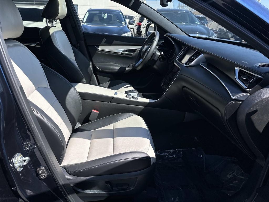 2025 INFINITI QX55 LUXE