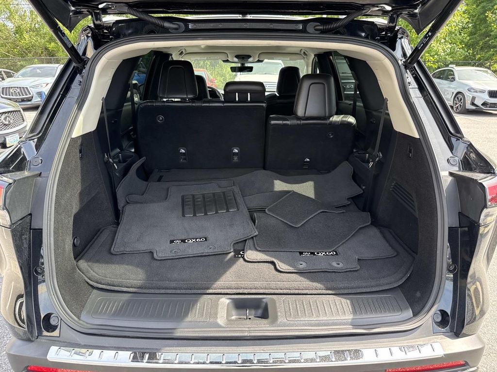 2025 INFINITI QX60 LUXE