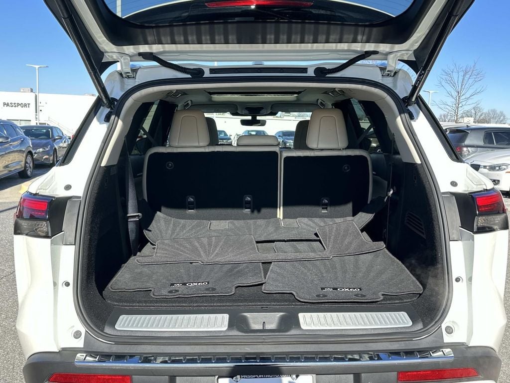 2023 INFINITI QX60 LUXE