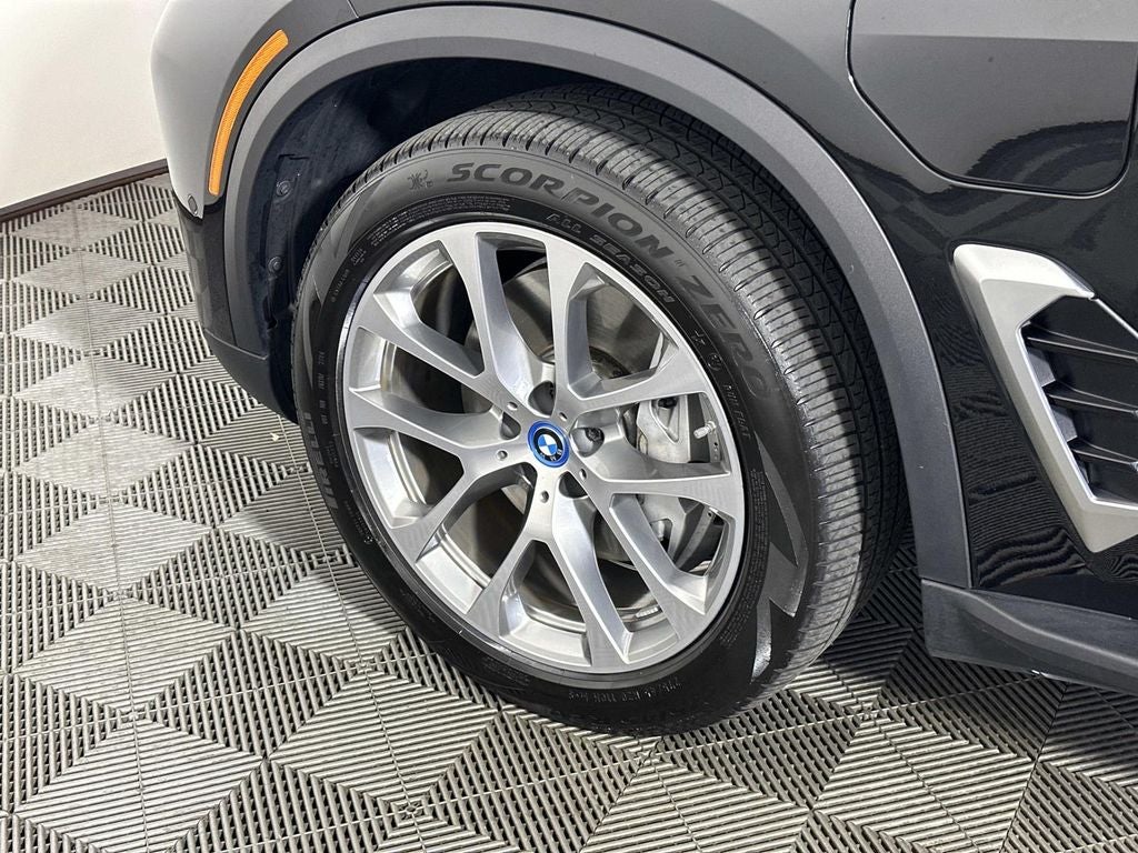 2025 BMW X5 xDrive50e