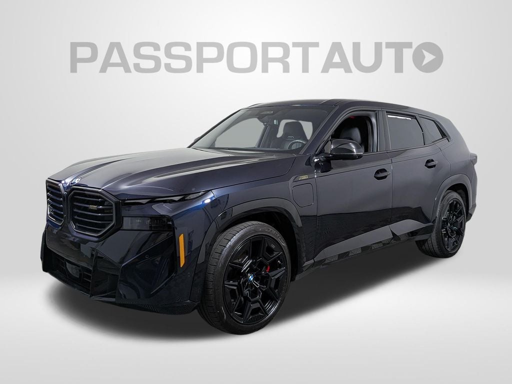 2025 BMW XM Base