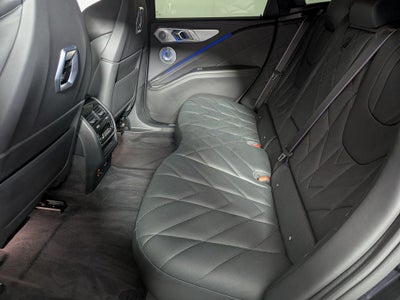2025 BMW XM Base
