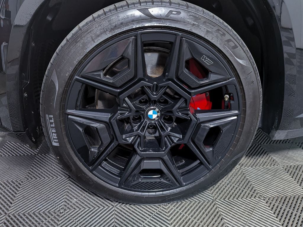 2025 BMW XM Base